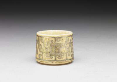 图片[2]-Ivory thumb ring with gold and silver inlay, with red sandalwood box, Qing dynasty, Qianlong reign (1736-1795)-China Archive